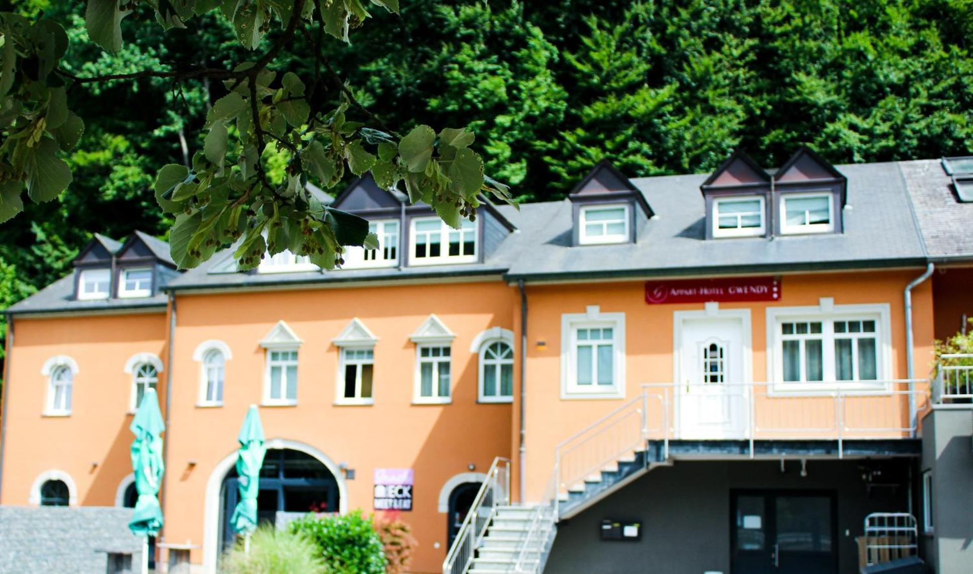 Appart-Hotel Gwendy Bour Exteriör bild